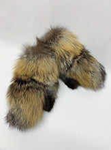 Load image into Gallery viewer, Cross Fox Mitts - Ladies