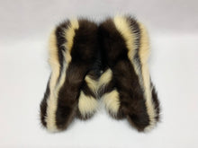 Load image into Gallery viewer, Skunk Mitts - Mens and Ladies